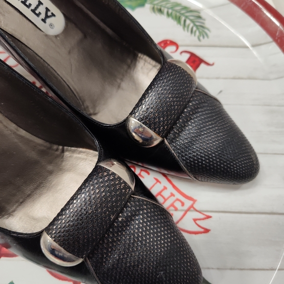 🖤 Vintage 80's Bally Switzerland Lamb Leather Kitten Heel Pumps, Black, 7N - Picture 9 of 16